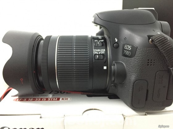 DSLR Canon 750D 24.2MP Camera